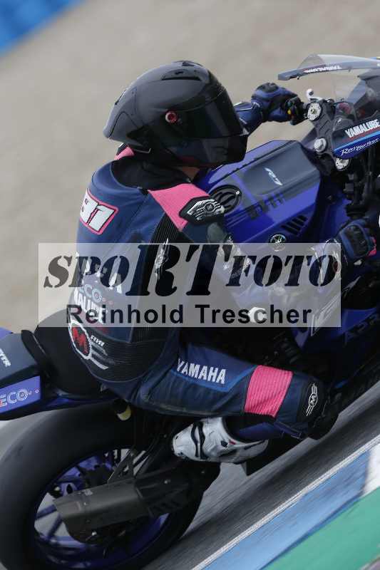 Archiv-2025/02 28.-31.01.2025 Moto Center Thun Jerez/gruen-green/404